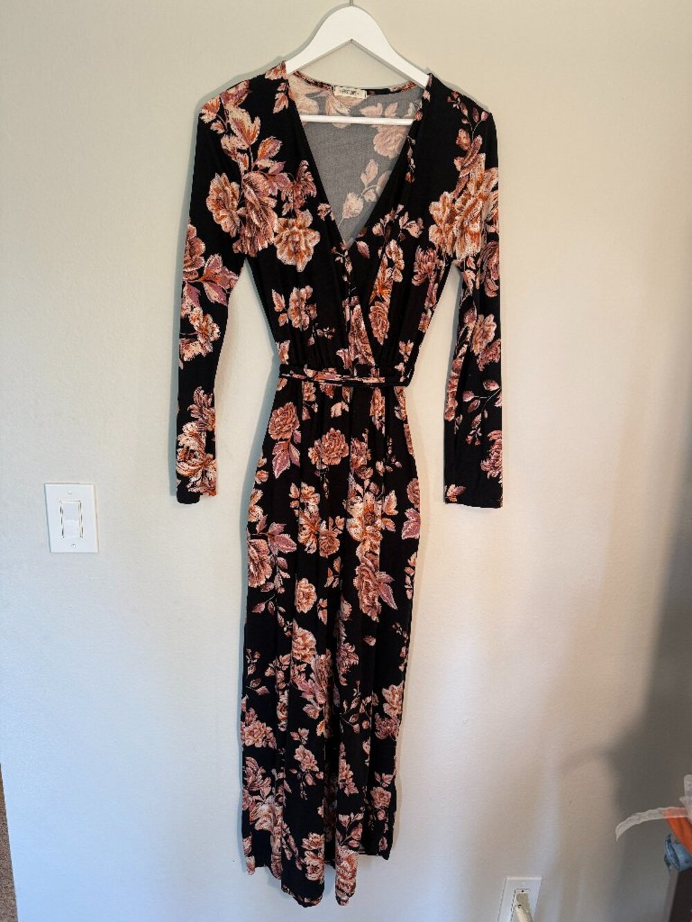 First Love Maxi Dress w Long Sleeves Black w Soft Pink Flowers Roses